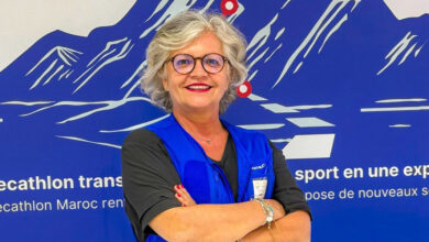 Photo de Isabelle Quenouillère, D.G de DECATHLON Maroc, sacrée “Best Woman CEO-Sports Retail” aux Women’s Tabloid Awards 2025